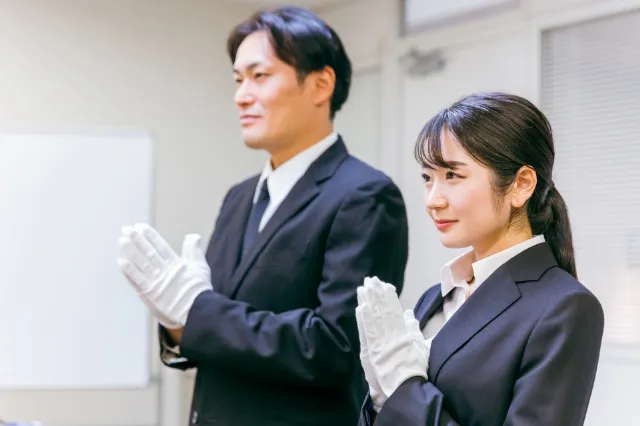 葬儀社の選び方|後悔しない5つの基準と聞くべき質問